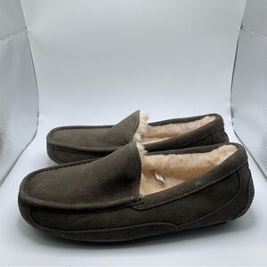 UGG Men's Ascot Leather suede grey size 8 slip on comfort 2080
